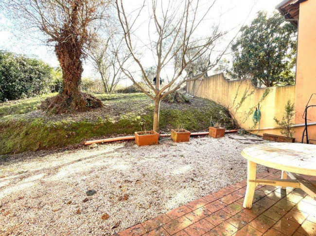 Rustic for sale in Camaiore