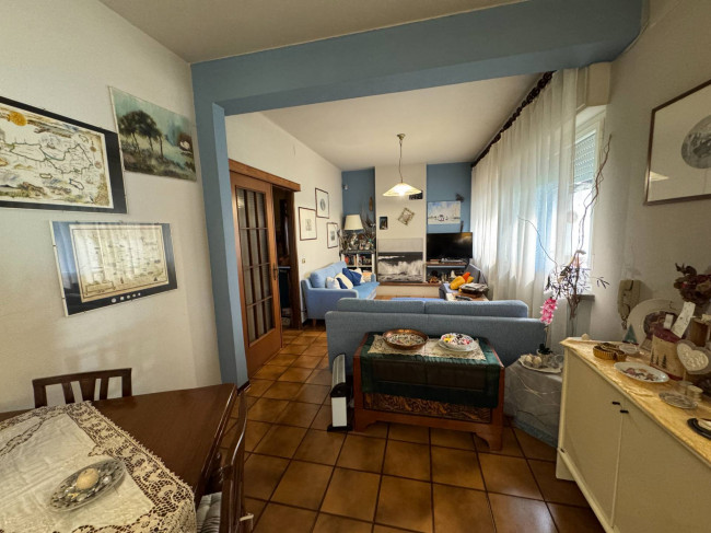 Small villa for sale in Seravezza