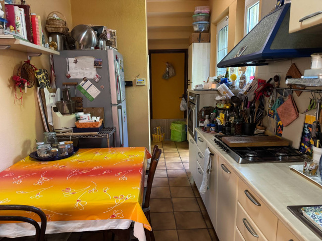Small villa for sale in Seravezza