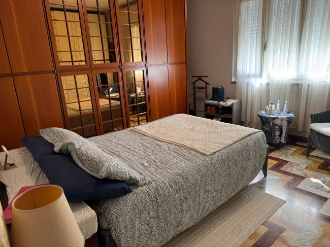 Small villa for sale in Seravezza
