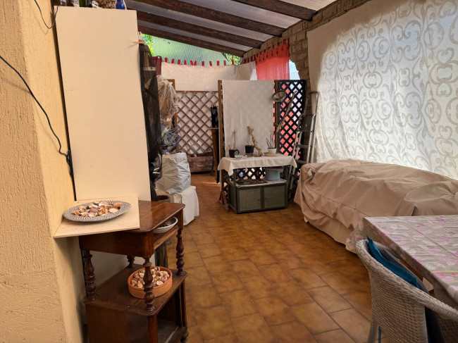 Small villa for sale in Seravezza