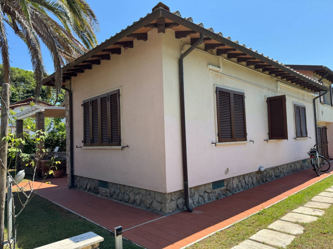 Villino in affitto stagionale a Forte dei Marmi