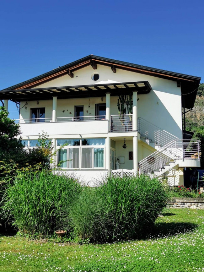 Semi-detached house for sale in Montignoso