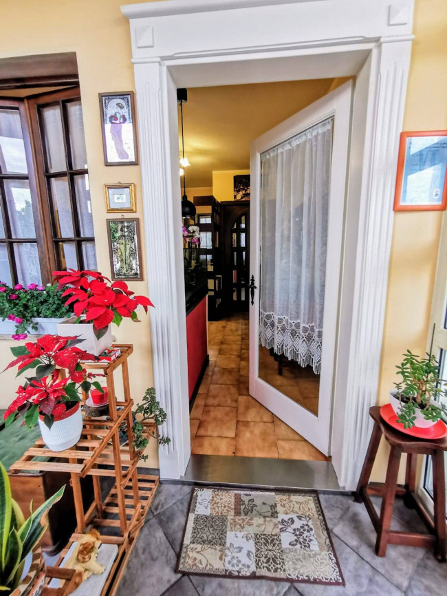 Semi-detached house for sale in Montignoso