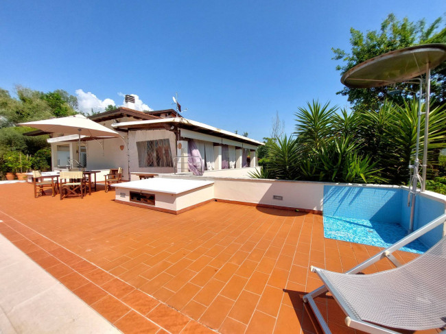 Villa in vendita a Forte dei Marmi