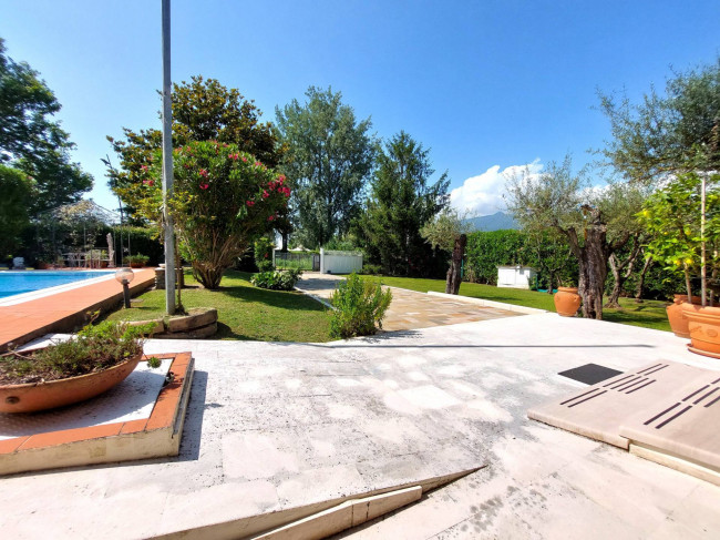 Villa in vendita a Forte dei Marmi