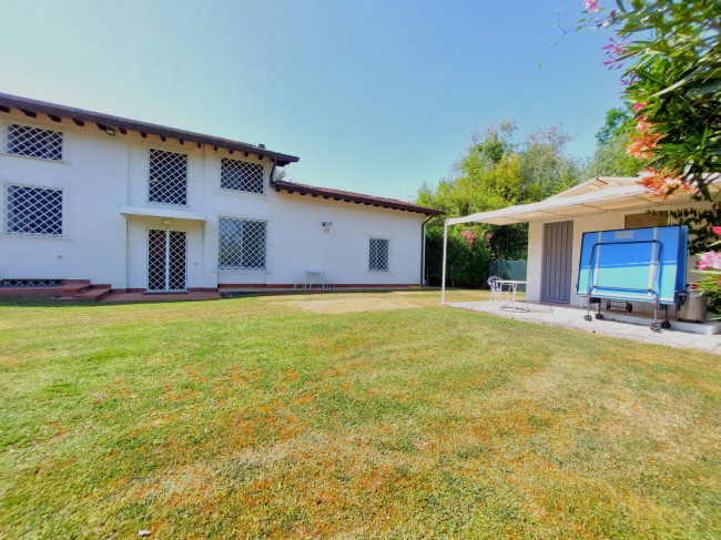 Villa in vendita a Forte dei Marmi