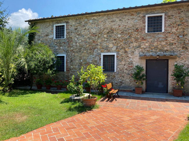 Rustico in vendita a Pietrasanta
