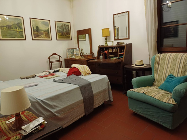 Villa bifamiliare (singola unita') in vendita a Camaiore