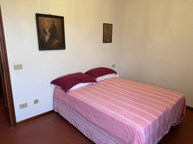 Villa bifamiliare (singola unita') in vendita a Camaiore