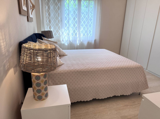 Small villa for seasonal rent in Forte dei Marmi