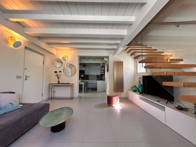 Villa bifamiliare (singola unita') in vendita a Forte dei Marmi