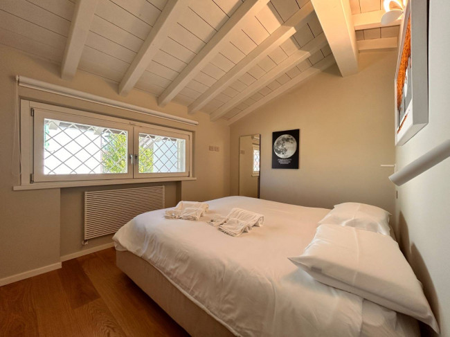 Villa bifamiliare (singola unita') in vendita a Forte dei Marmi