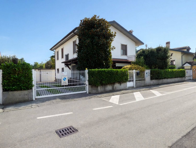 Villa in Vendita a Paullo