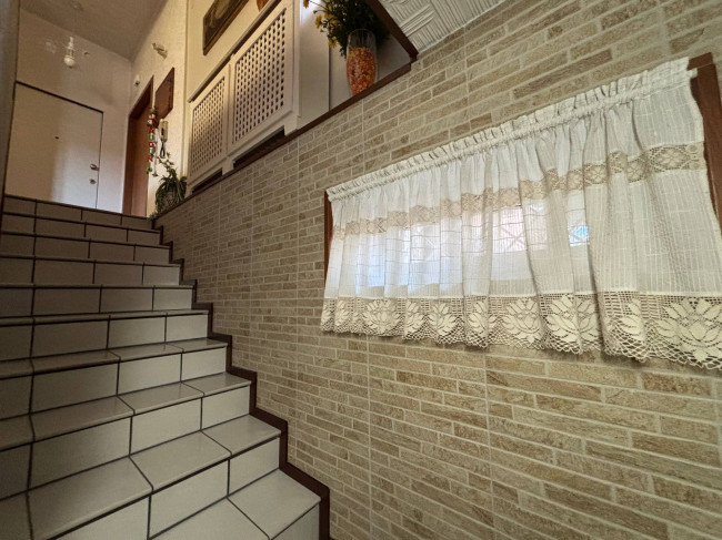 Appartamento con ingresso indipendente in vendita a Teramo