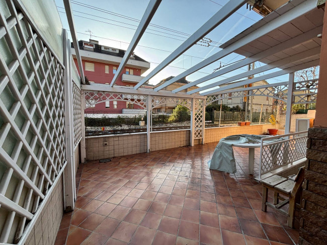 Appartamento con ingresso indipendente in vendita a Teramo