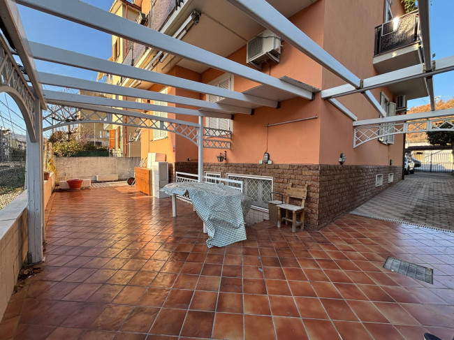 Appartamento con ingresso indipendente in vendita a Teramo