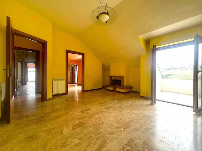 Attico Mansardato in vendita a Teramo