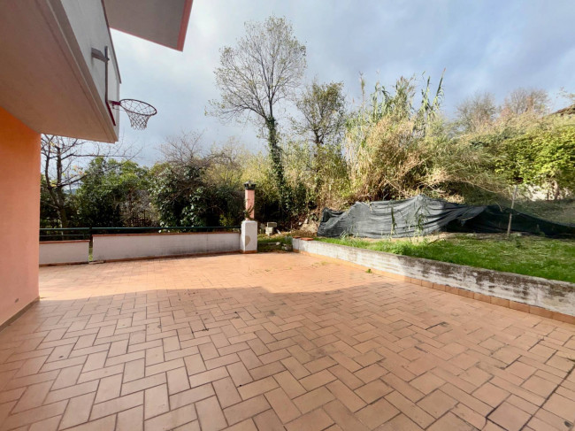 Villa in vendita a Teramo