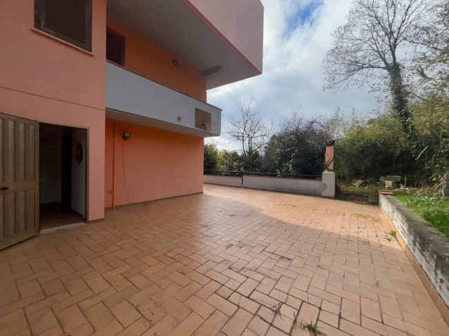 Villa in vendita a Teramo