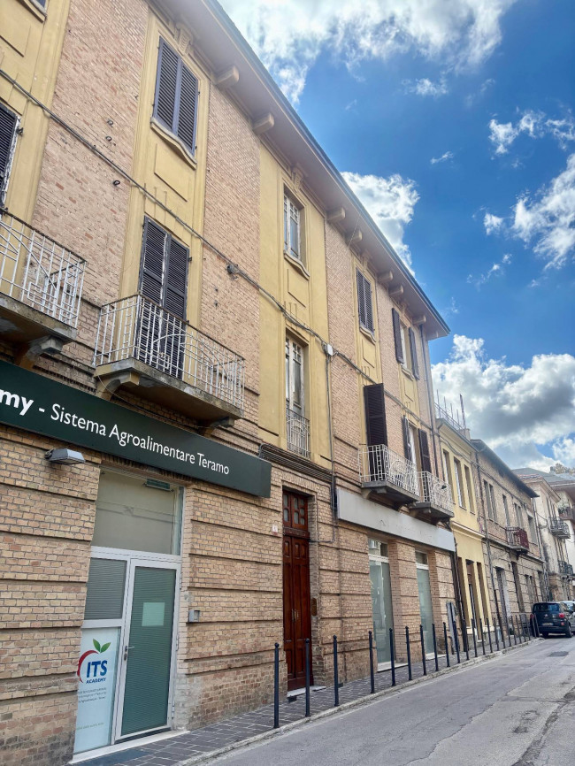 Appartamento centralissimo in vendita a Teramo