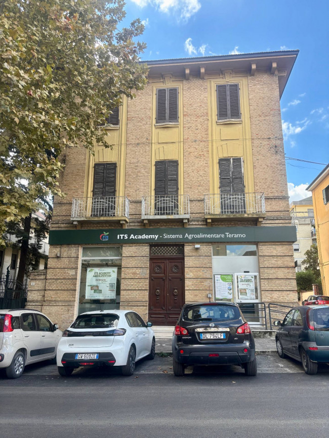 Appartamento centralissimo in vendita a Teramo
