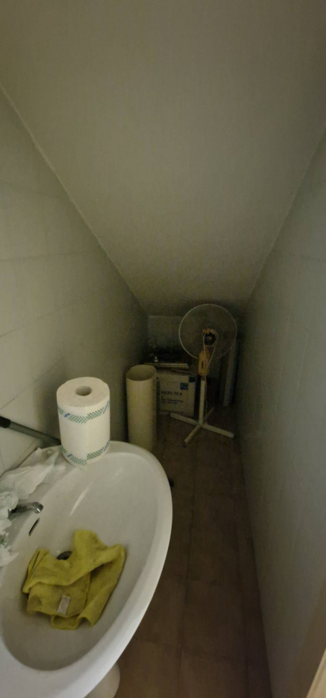 Locale commerciale in vendita a Teramo