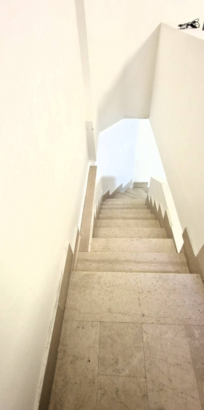 Locale commerciale in vendita a Teramo