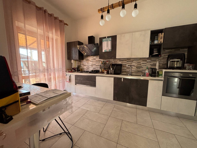 Appartamento con ingresso indipendente in vendita a Campli