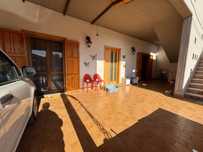 Appartamento con ingresso indipendente in vendita a Campli