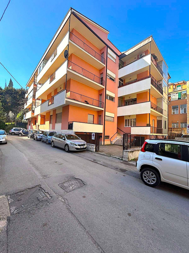 Appartamento centralissimo in vendita a Teramo