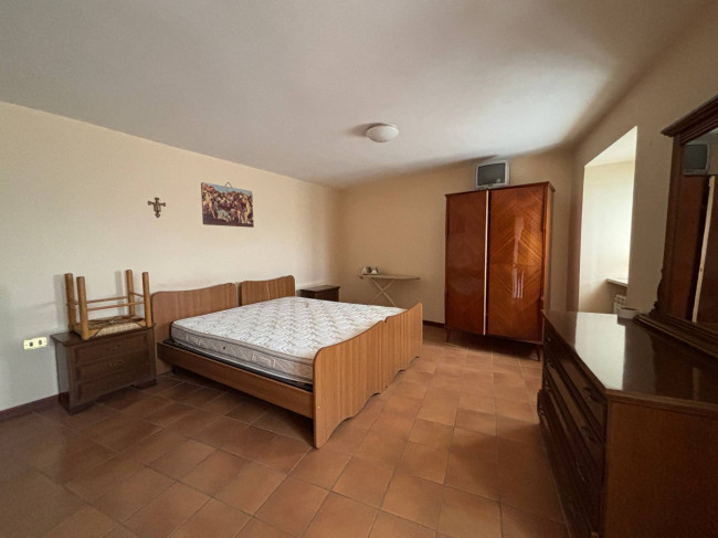 Appartamento con ingresso indipendente in vendita a Teramo