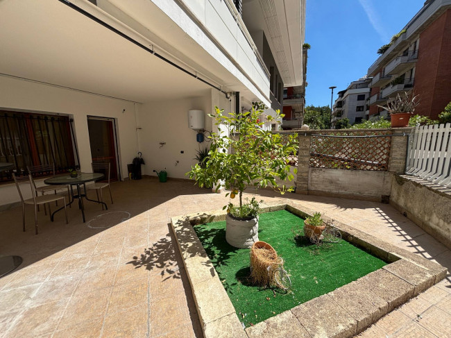 Appartamento con giardino in vendita a Teramo