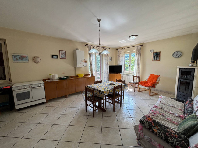 Casa singola in vendita a Torricella Sicura