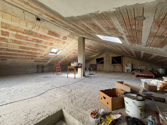 Casa singola in vendita a Torricella Sicura
