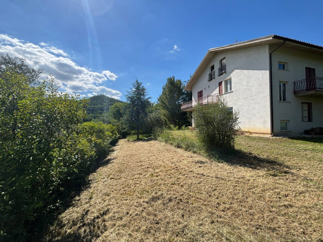 Casa singola in vendita a Torricella Sicura