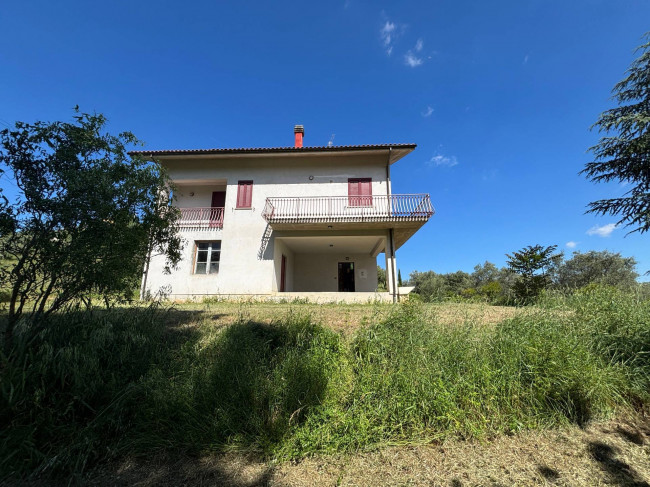 Casa singola in vendita a Torricella Sicura