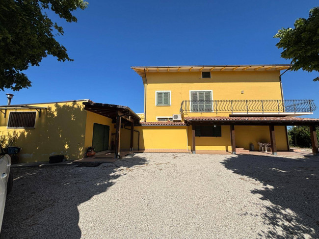 Casa singola in vendita a Teramo