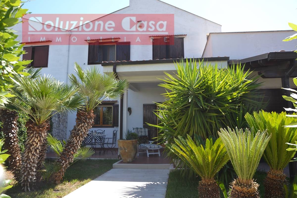 casa in via Alghero a Canosa di Puglia