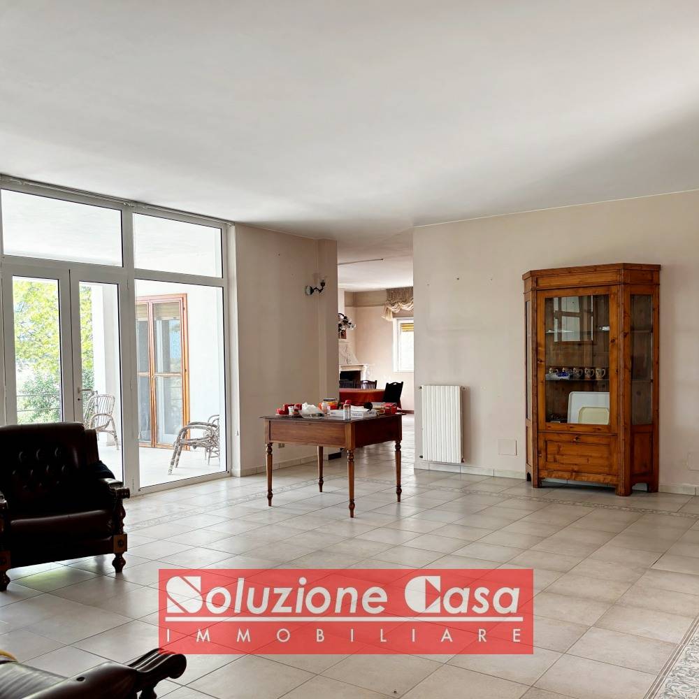 Villa in vendita a Canosa di Puglia - foto 3