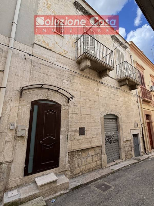 Casa indipendente in Vendita a Canosa di Puglia