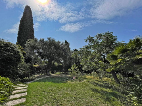 Villa in vendita a Imperia (IM)