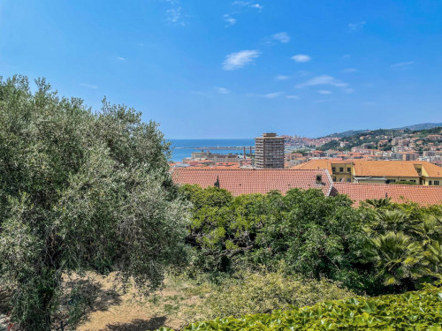 Villa in vendita a Imperia (IM)