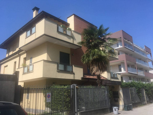 Appartamento 3 Locali in Vendita a Legnano