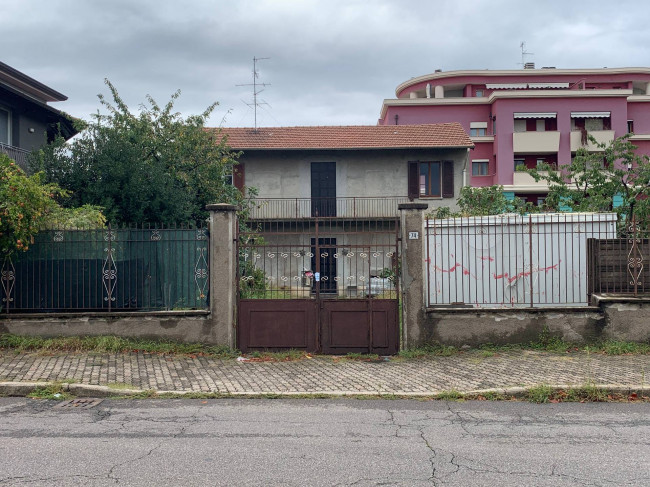 Casa indipendente in vendita a Olmina, Legnano (MI)