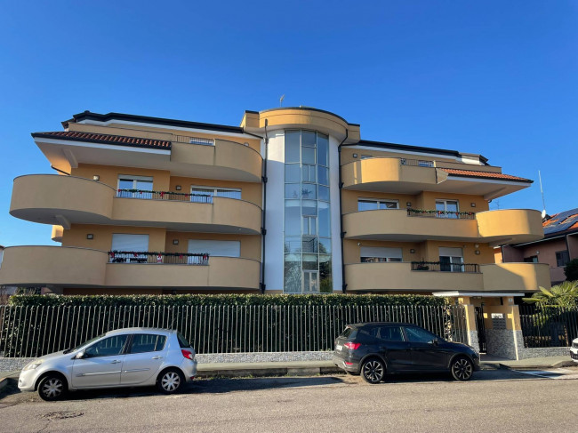 Appartamento 2 Locali in vendita a Legnano