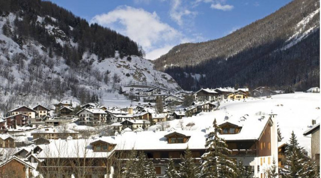 Stabile in vendita a La Thuile