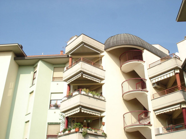 Appartamento 3 Locali in vendita a Canegrate