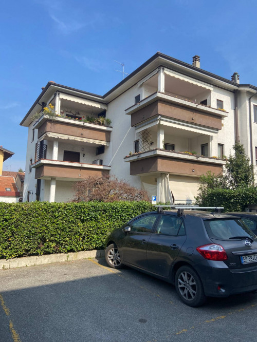 Appartamento in Vendita a Bernareggio