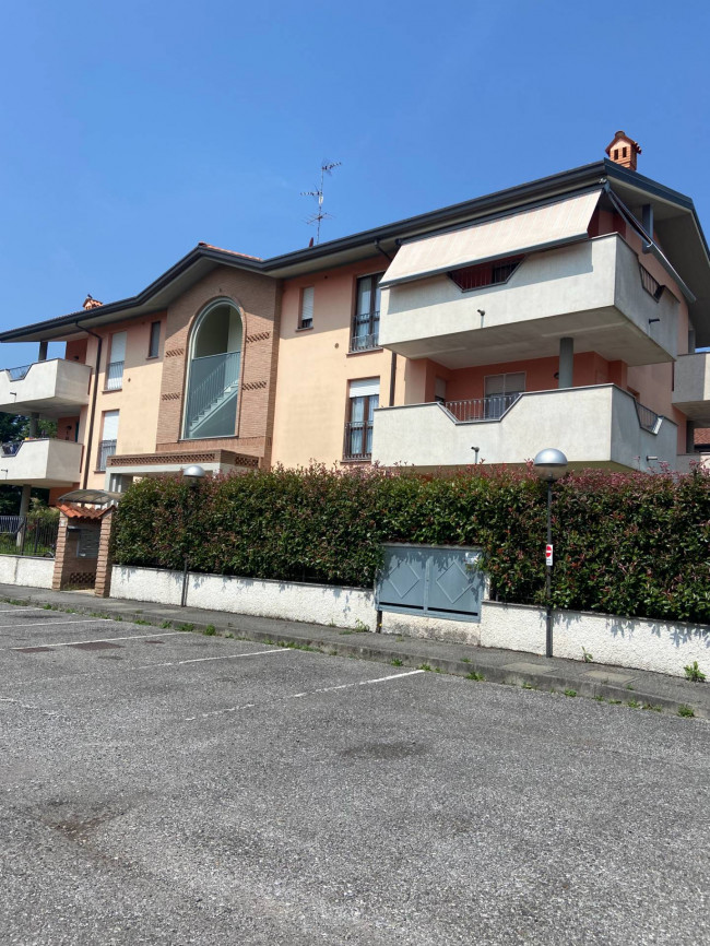 Appartamento in Vendita a Bernareggio